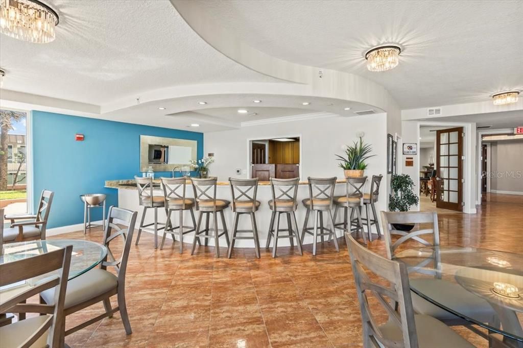 Dining room, Interior, Recessed Lighting