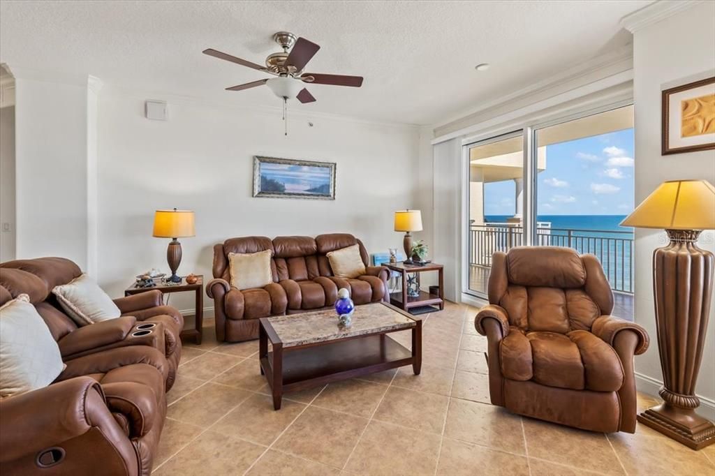 Interior, Living room, Water
