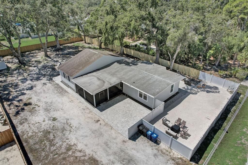 Exterior, Drone