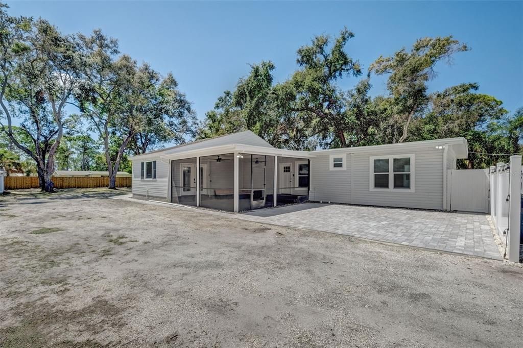 Backyard, Exterior