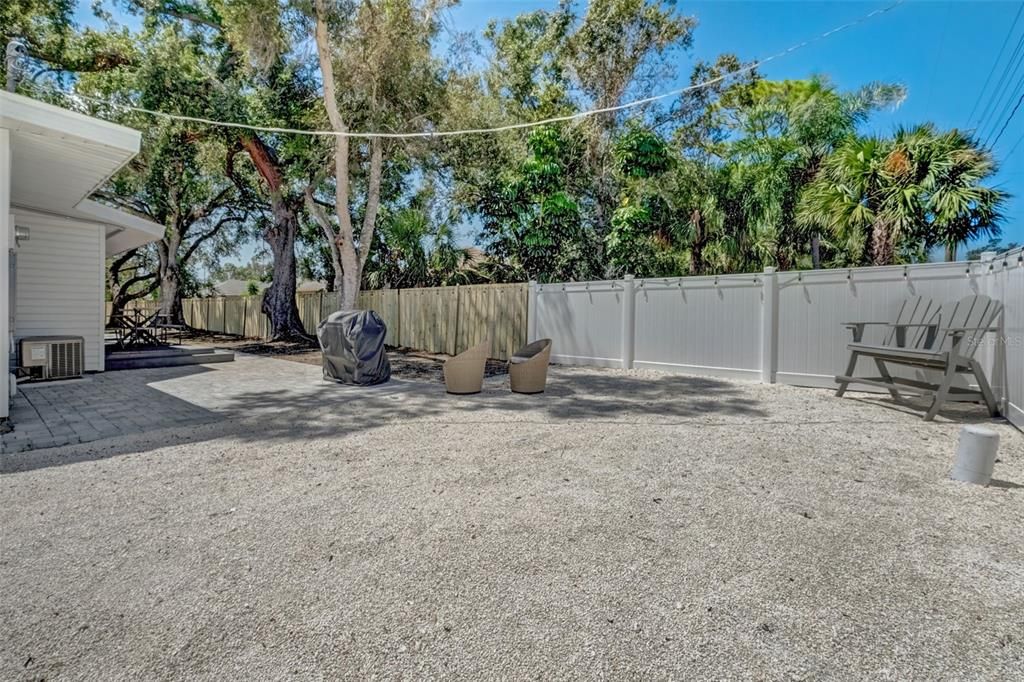 Backyard, Exterior