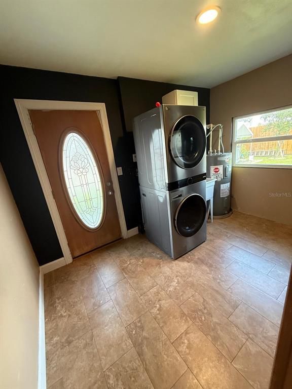 Interior, Recessed Lighting, Utility Closets, Washer