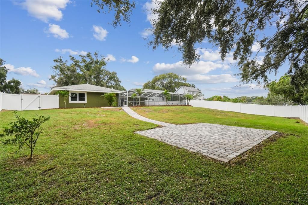 Backyard, Exterior