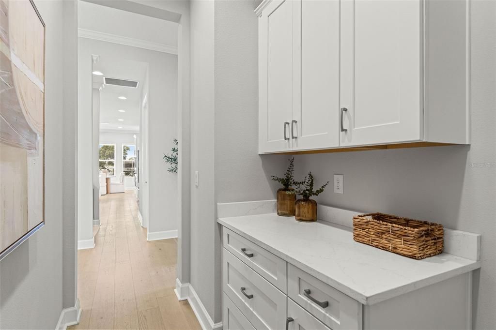 Interior, Recessed Lighting, Wood Texture Flooring