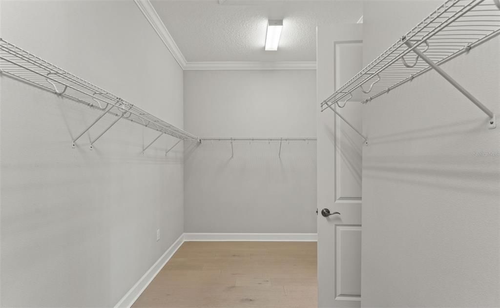 Interior, Walk-in Closets, Wood Texture Flooring