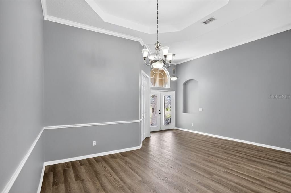 Chandelier, Empty room, Interior, Pendant Lights, Wood Texture Flooring