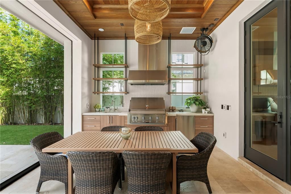 Exterior, Outdoor Kitchen, Stainless Steel Appliances