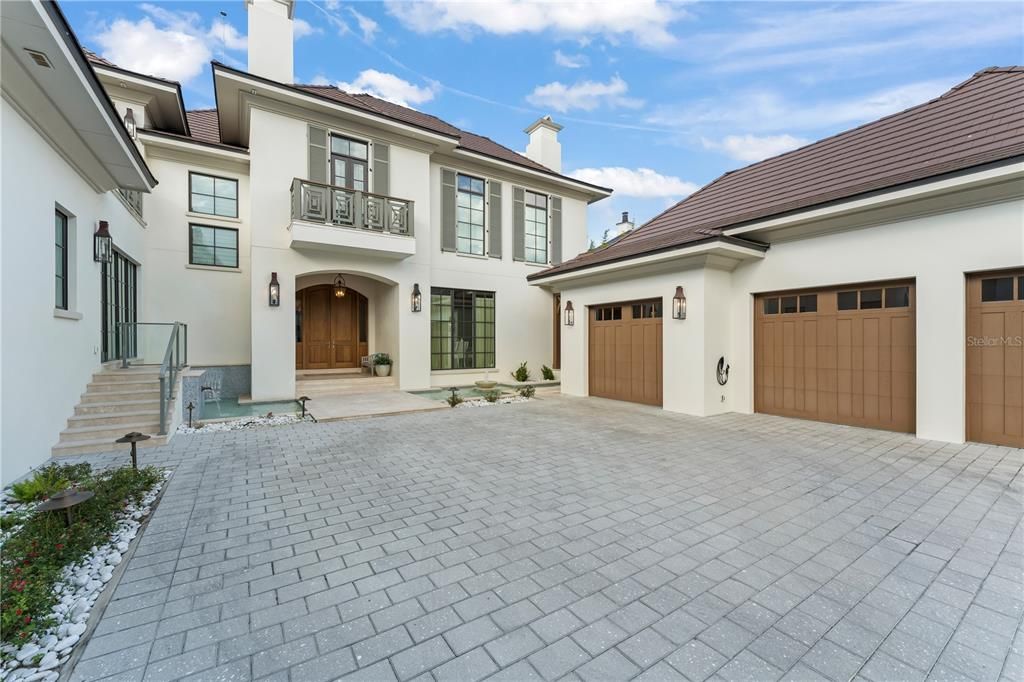 Attached, Exterior, Facade, French Provincial