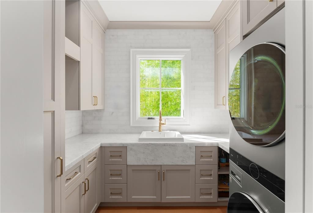 Interior, Kitchen, Washer, Wood Texture Flooring