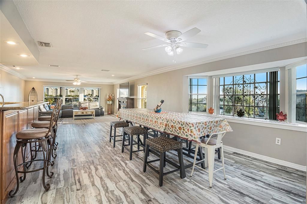 Dining room, Interior, Kitchen, Recessed Lighting, Wood Texture Flooring
