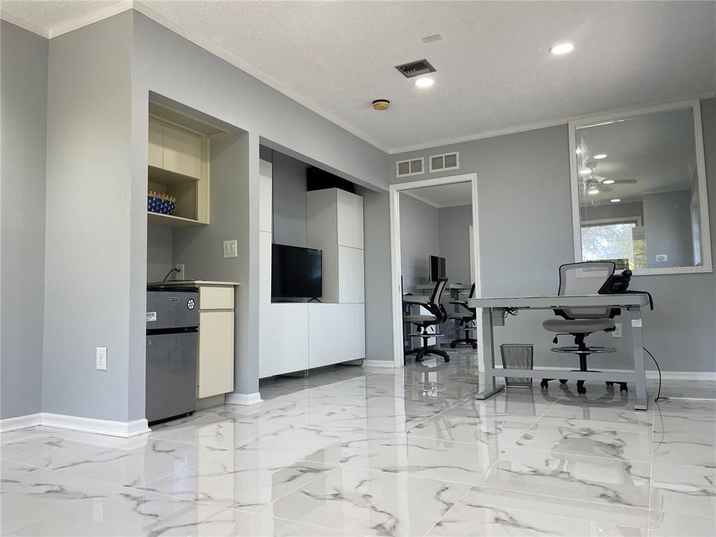 Home Office, Interior, Marble, Recessed Lighting