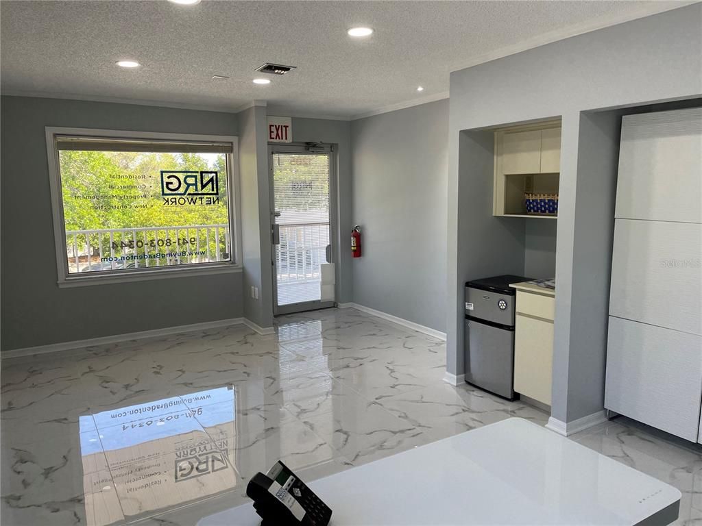 Interior, Marble, Recessed Lighting