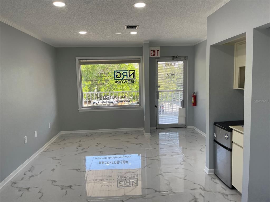 Interior, Marble, Recessed Lighting