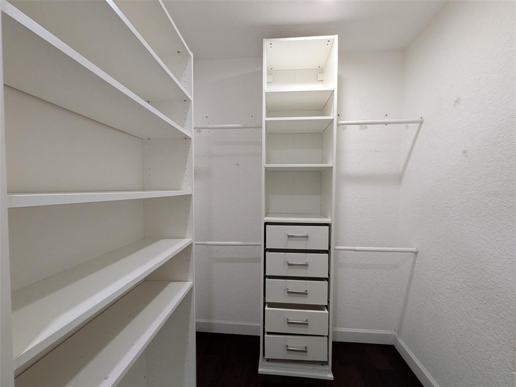 Interior, Walk-in Closets, Wood Texture Flooring