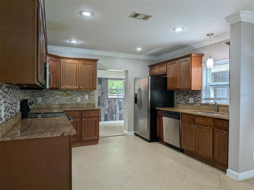 Interior, Kitchen, Pendant Lights, Recessed Lighting