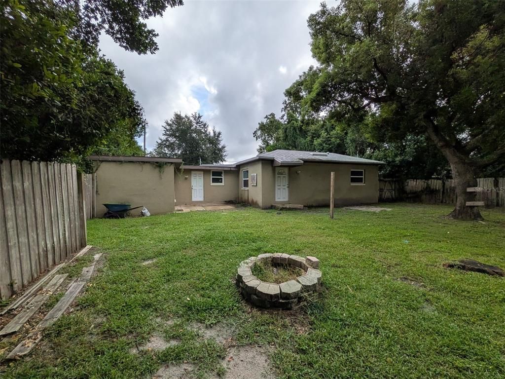 Backyard, Exterior