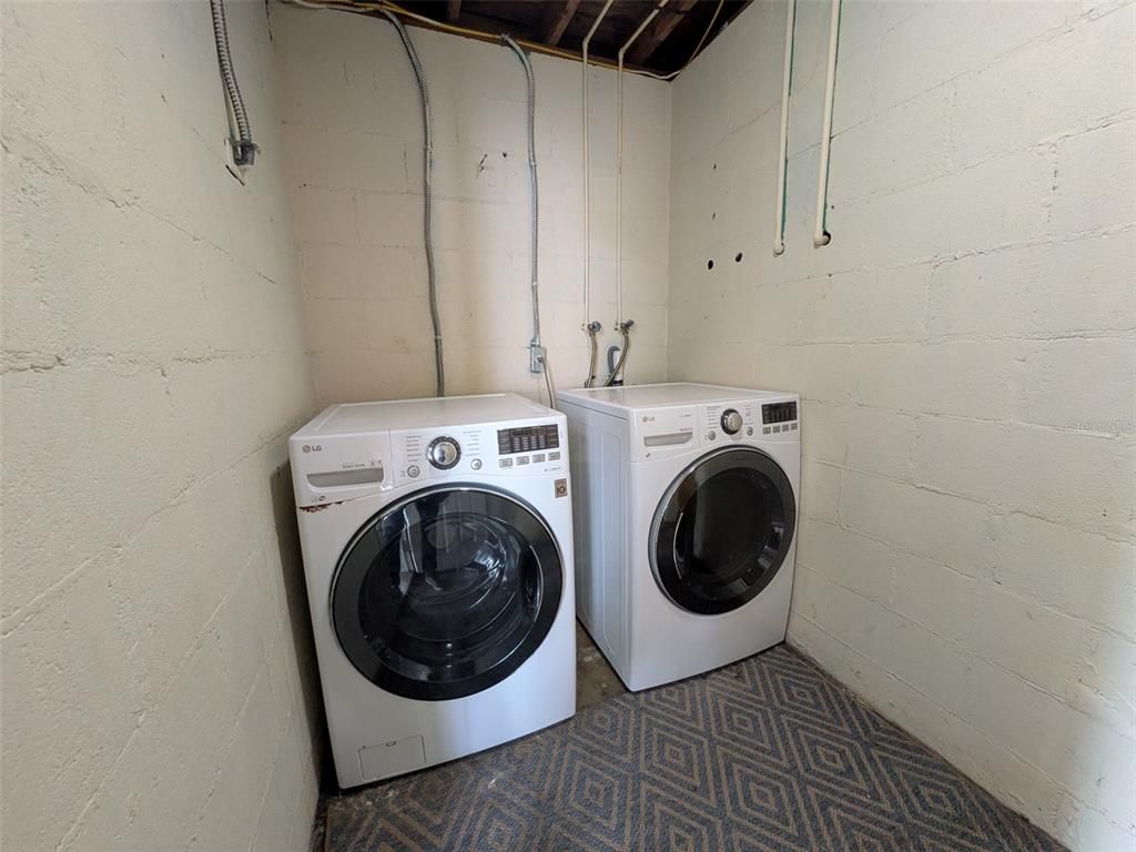 Interior, Washer