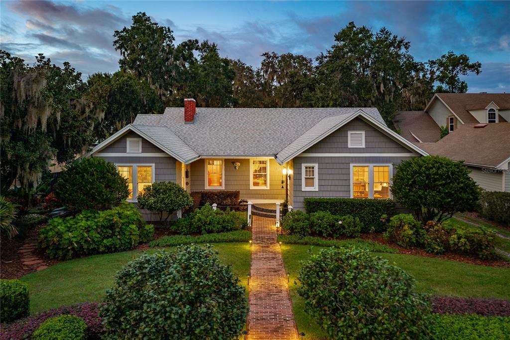 Backyard, Exterior, Facade, Ranch