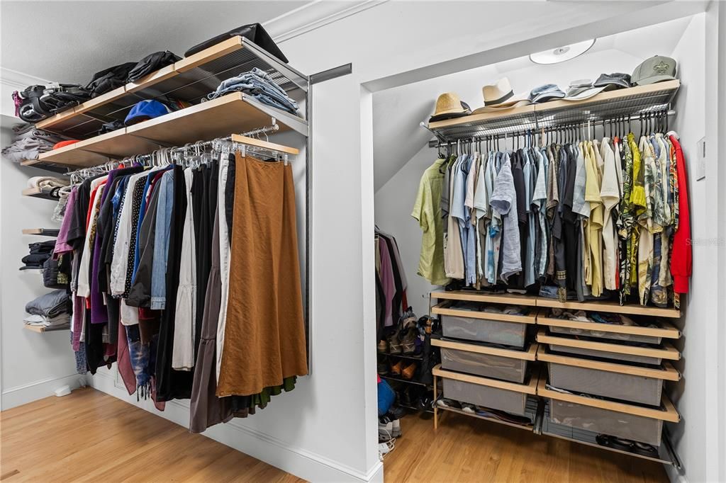 Interior, Walk-in Closets, Wood Texture Flooring
