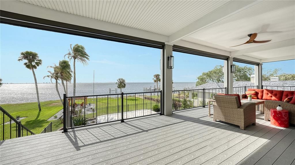 Interior, Sun Room, Water, Wood Texture Flooring