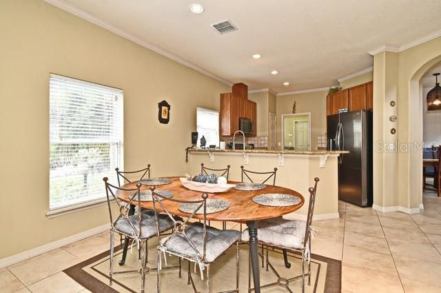 Dining room, Interior, Kitchen, Pendant Lights, Recessed Lighting