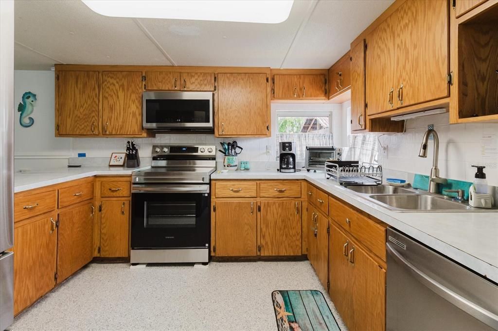 Interior, Kitchen, Stainless Steel Appliances