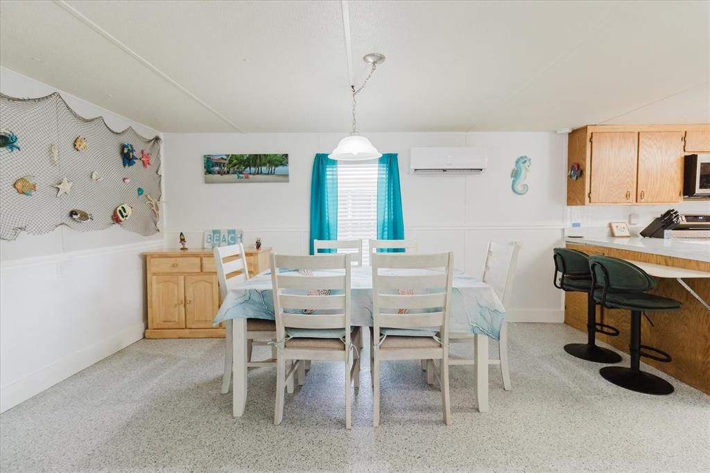 Dining room, Interior, Kitchen, Pendant Lights