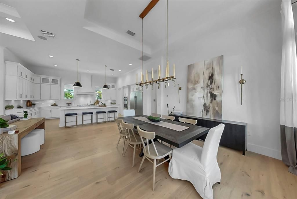 Dining room, Interior, Kitchen, Pendant Lights, Recessed Lighting, Wood Texture Flooring