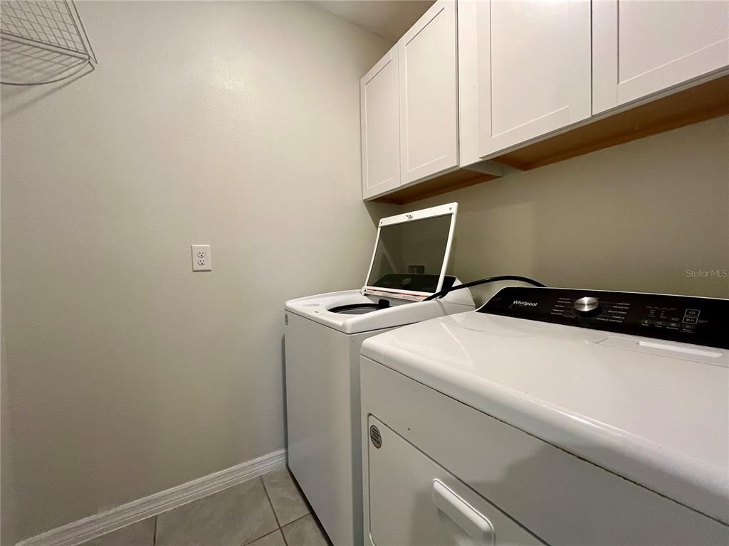 Interior, Washer