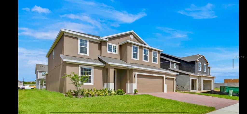 Attached, Exterior, Facade, American Craftsman