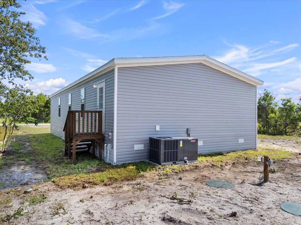 Backyard, Detached Garage, Exterior