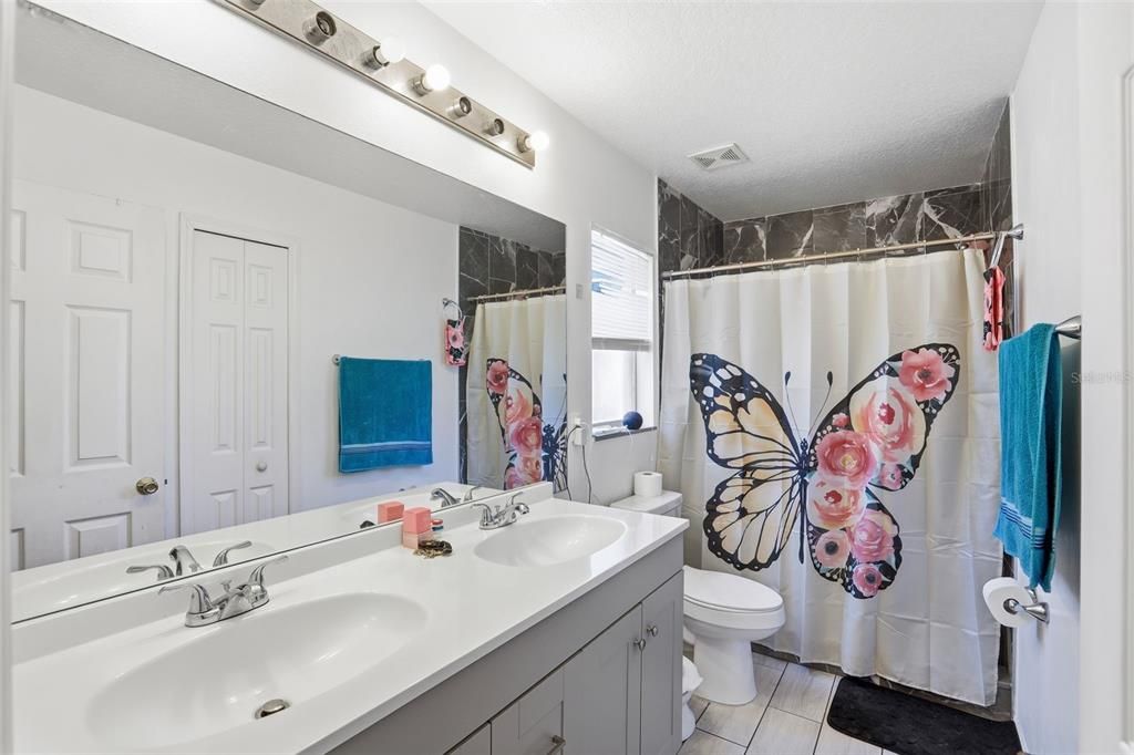 Bathroom, Dual Sink Vanities, Interior