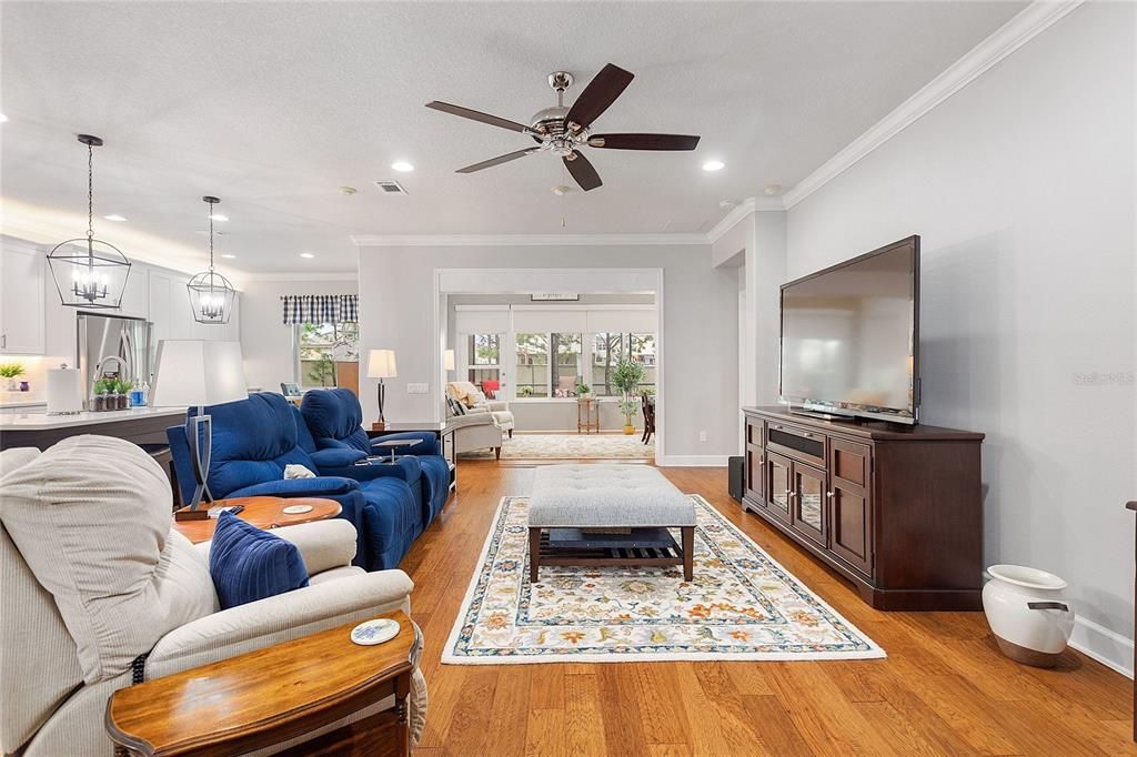 Interior, Kitchen, Living room, Pendant Lights, Recessed Lighting, Wood Texture Flooring