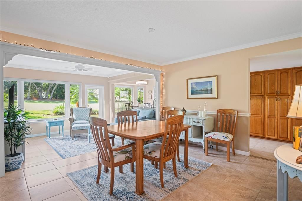 Dining room, Interior