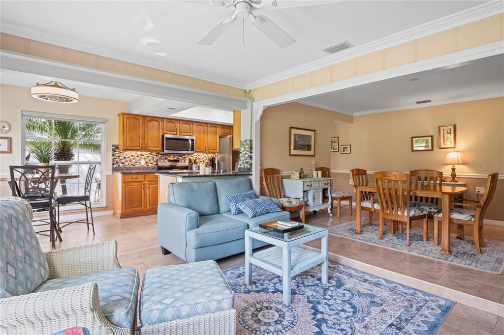Dining room, Interior, Kitchen, Living room, Stainless Steel Appliances