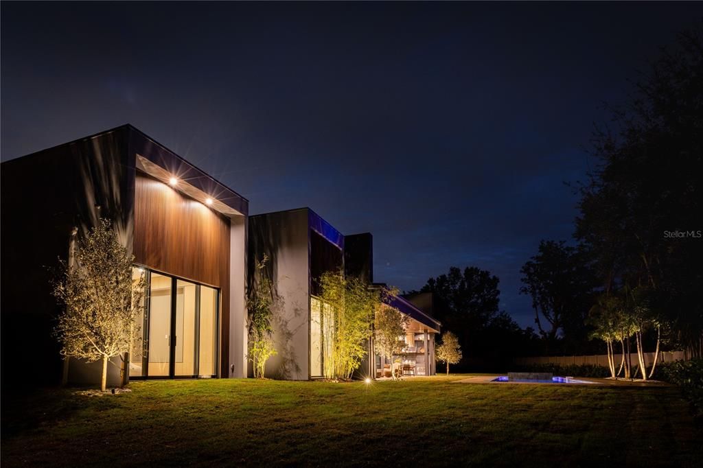 Backyard, Exterior