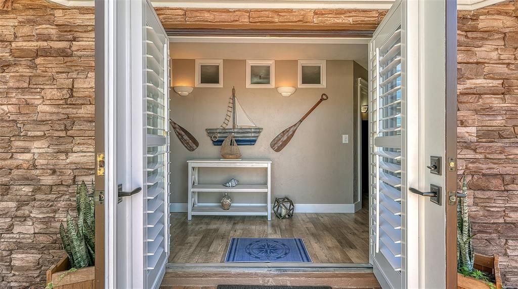 Exterior, Wood Texture Flooring