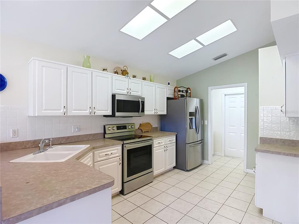 Interior, Kitchen, Stainless Steel Appliances