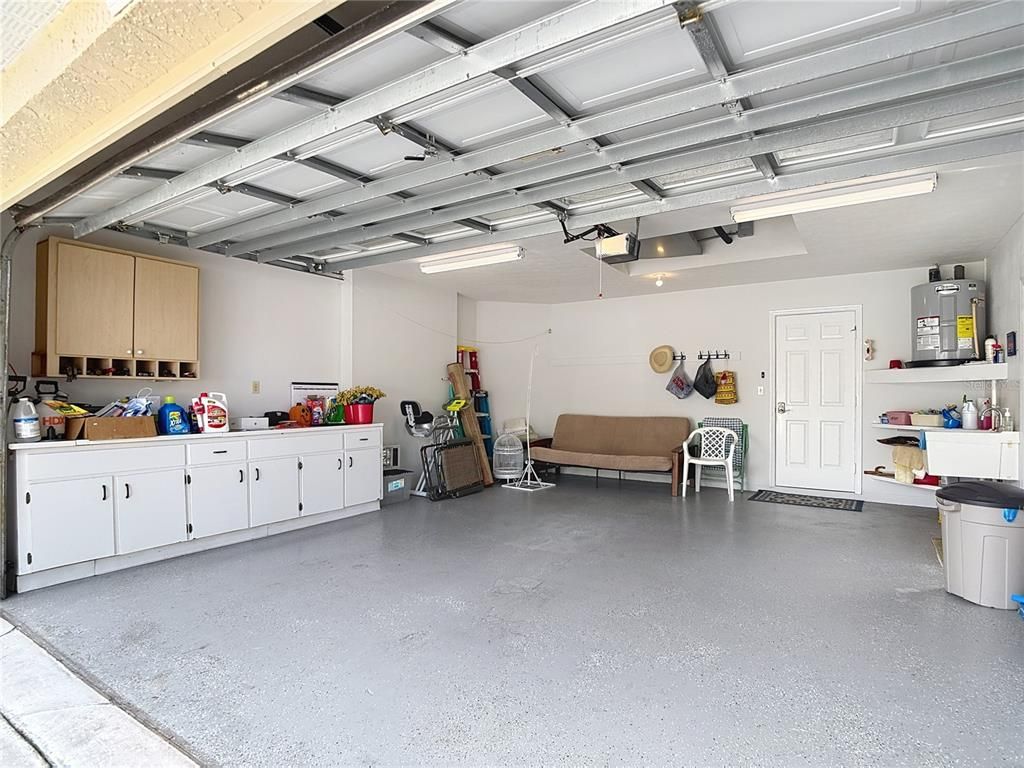 Garage, Interior