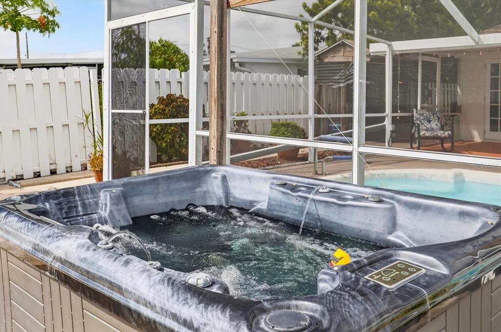 Hot Tub, Interior
