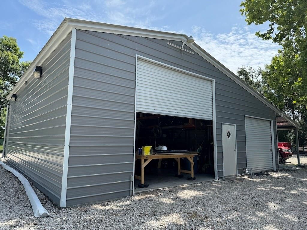 Detached Garage, Exterior