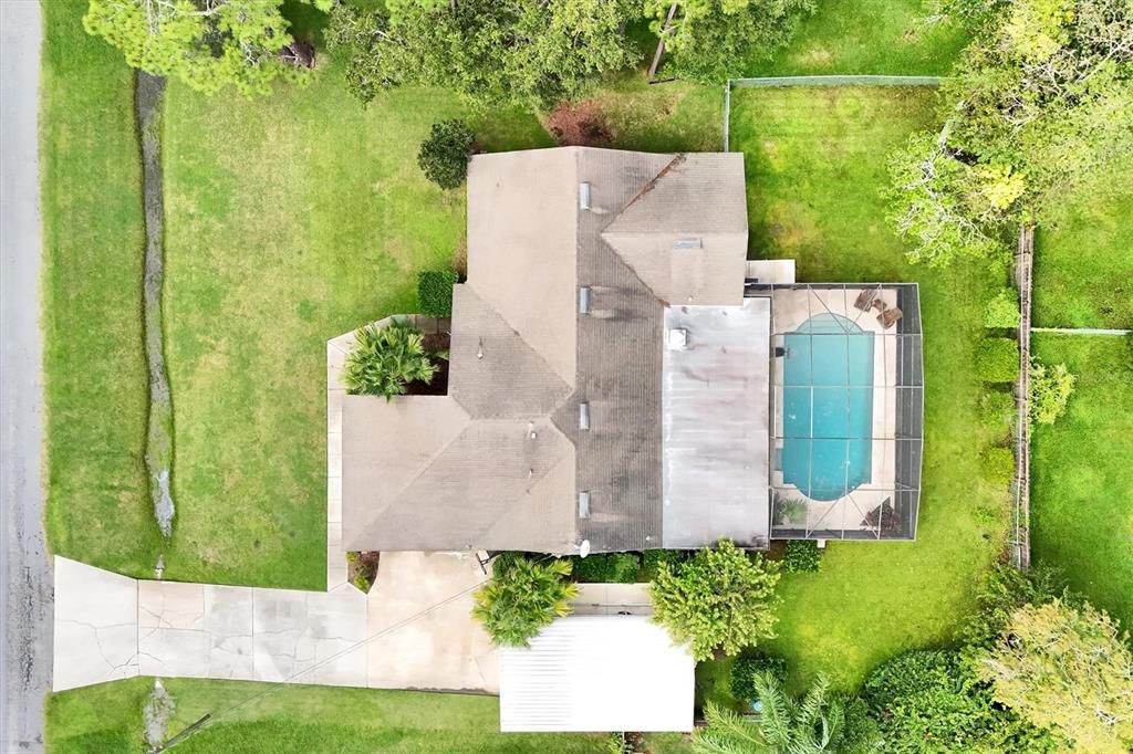 Exterior, Drone