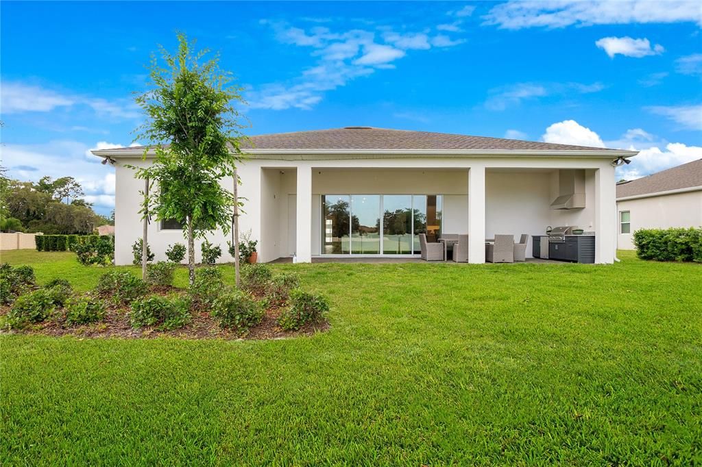 Backyard, Exterior