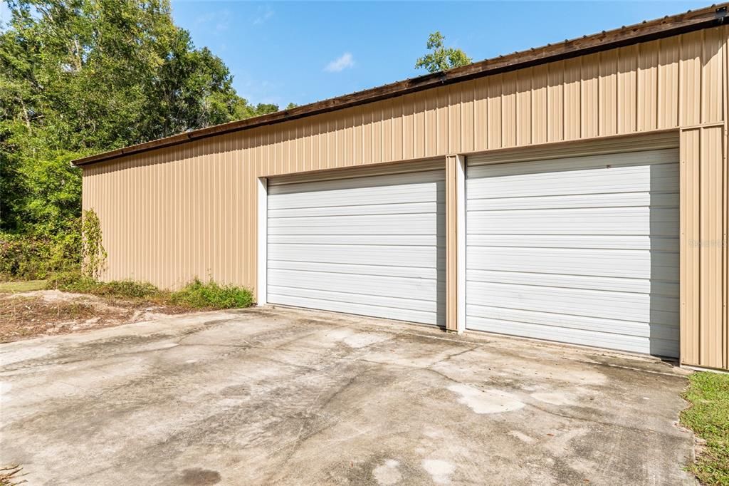 Detached Garage, Exterior
