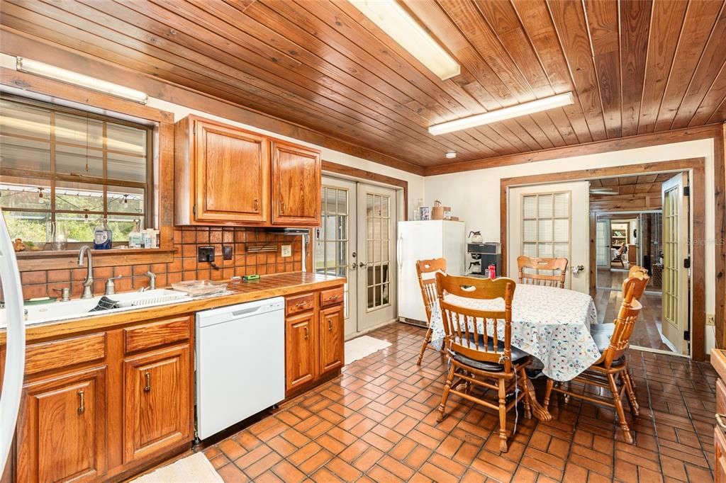 Dining room, Interior, Kitchen, Wooden Ceilings