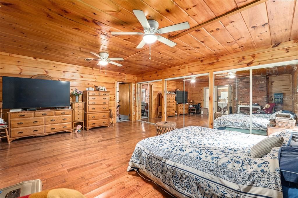 Bedroom, Interior, Wooden Beams, Wooden Ceilings, Wood Texture Flooring, Wooden Walls