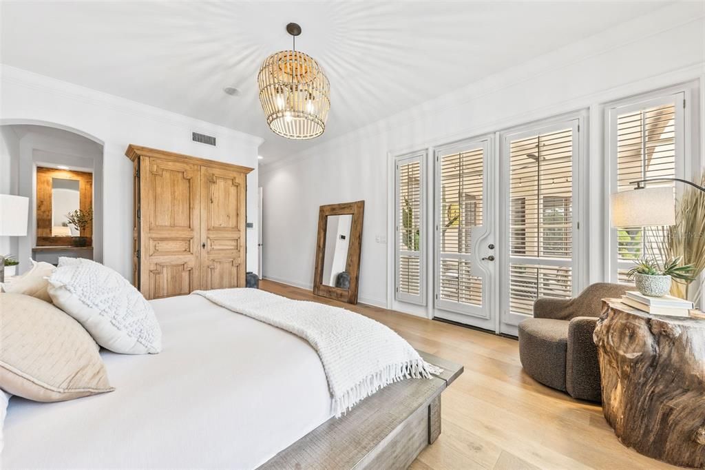 Bedroom, Chandelier, Interior, Pendant Lights, Wood Texture Flooring