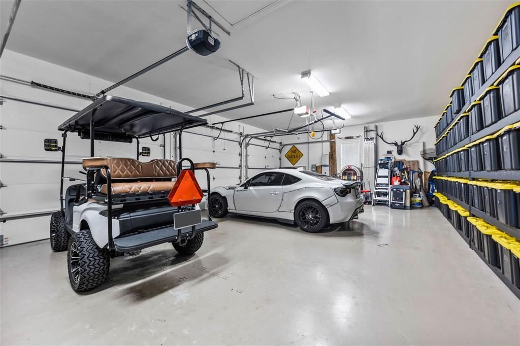 Garage, Interior