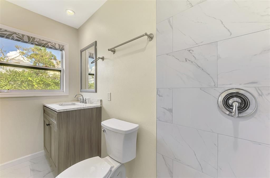 Bathroom, Interior, Marble, Marble Walls, Recessed Lighting