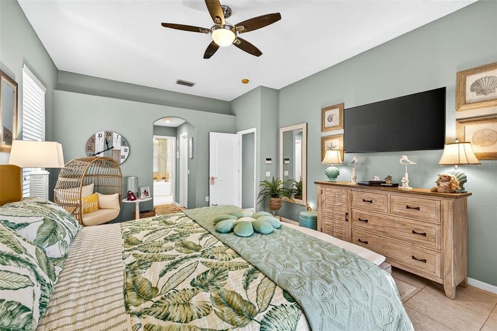 Bedroom, Interior, Recessed Lighting
